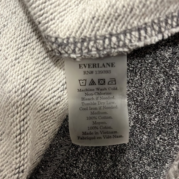 Everlane Top - Picture 7 of 10